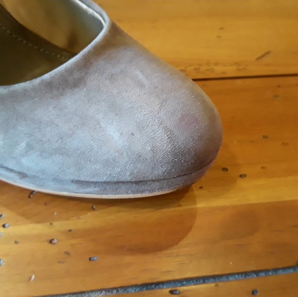 🌻 Banana Republic Pumps - Picture 5 of 5